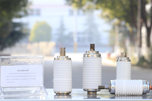 真空開(kāi)關(guān)管接觸點(diǎn)一般采用什么材質(zhì)？